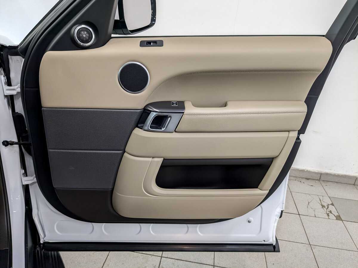 Land Rover Range Rover Sport с пробегом — 2017 год. Фото: #23