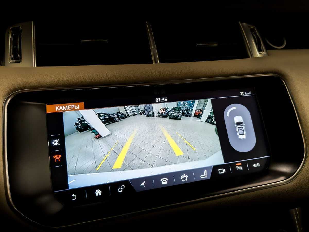 Land Rover Range Rover Sport с пробегом — 2017 год. Фото: #24