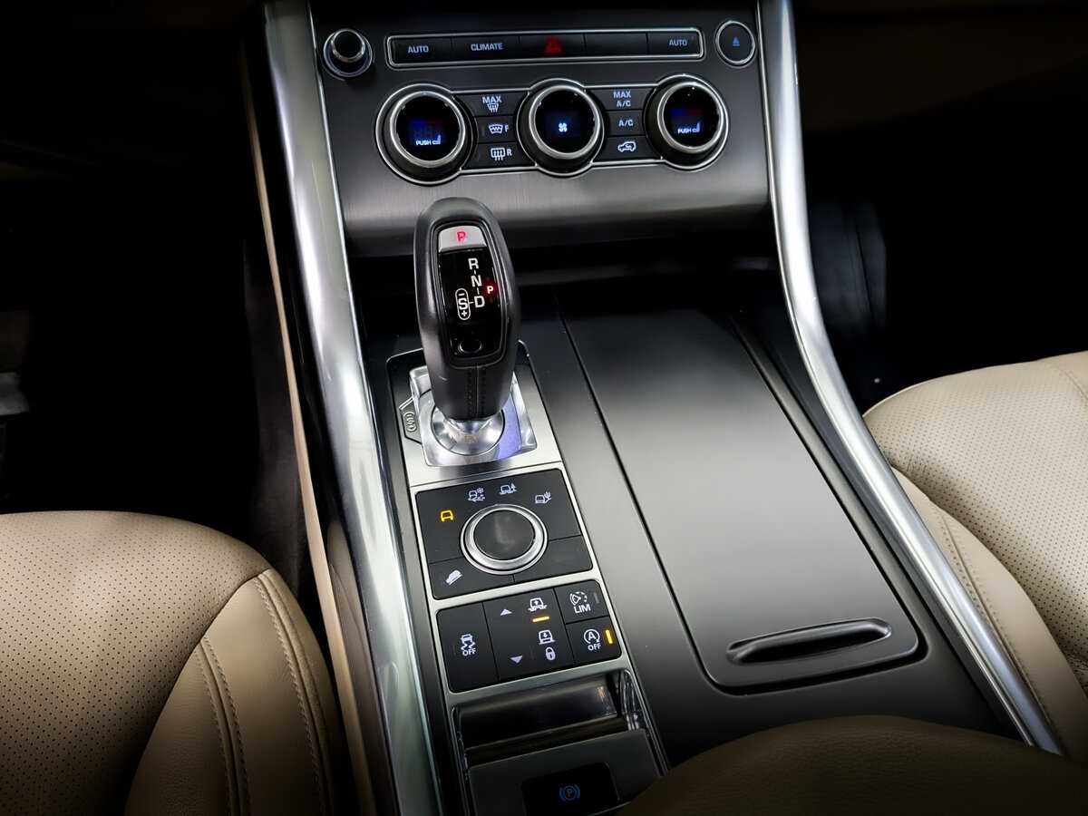 Land Rover Range Rover Sport с пробегом — 2017 год. Фото: #25