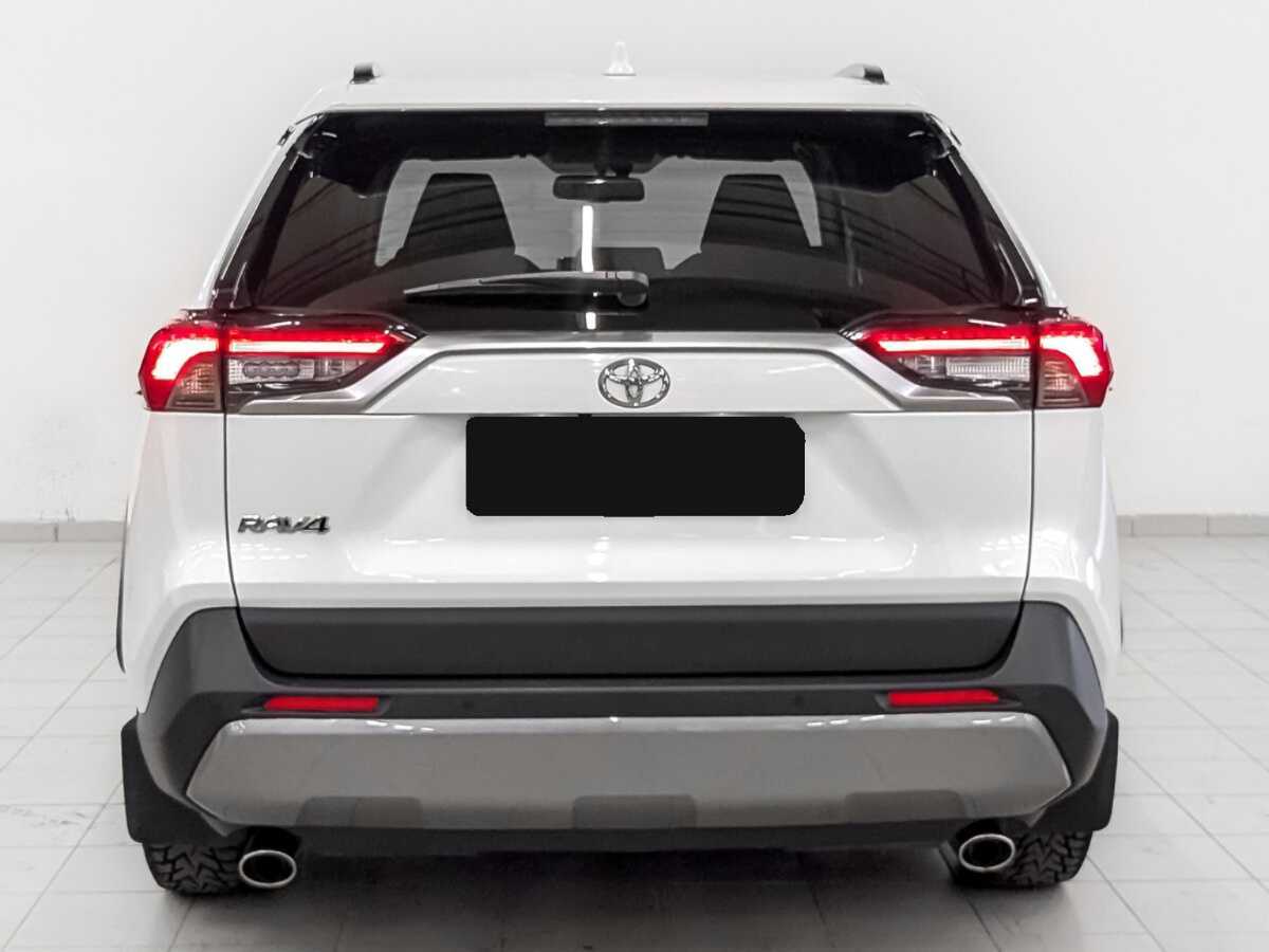 Toyota RAV4 с пробегом — 2021 год. Фото: #5