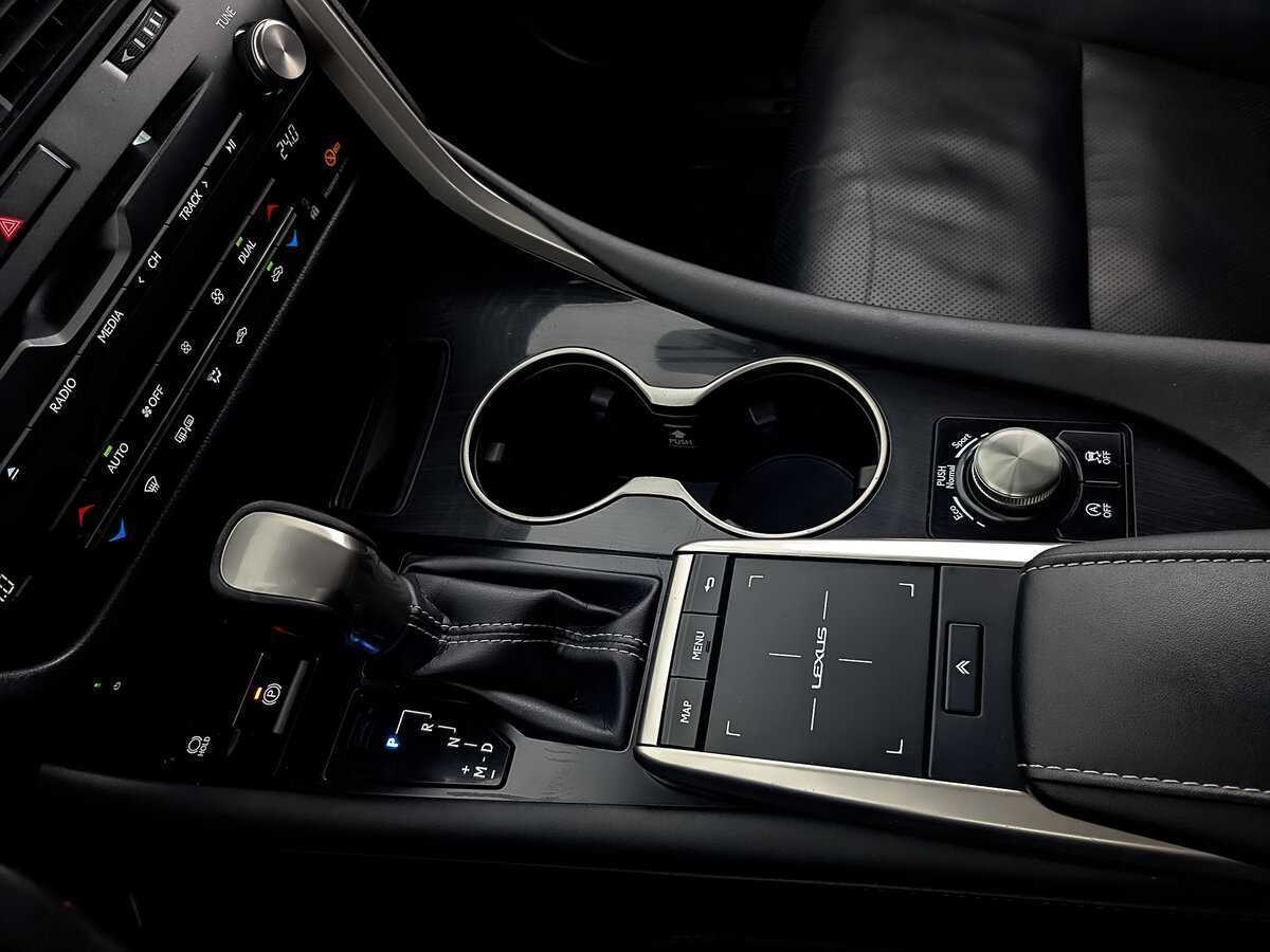 Lexus RX с пробегом — 2020 год. Фото: #26