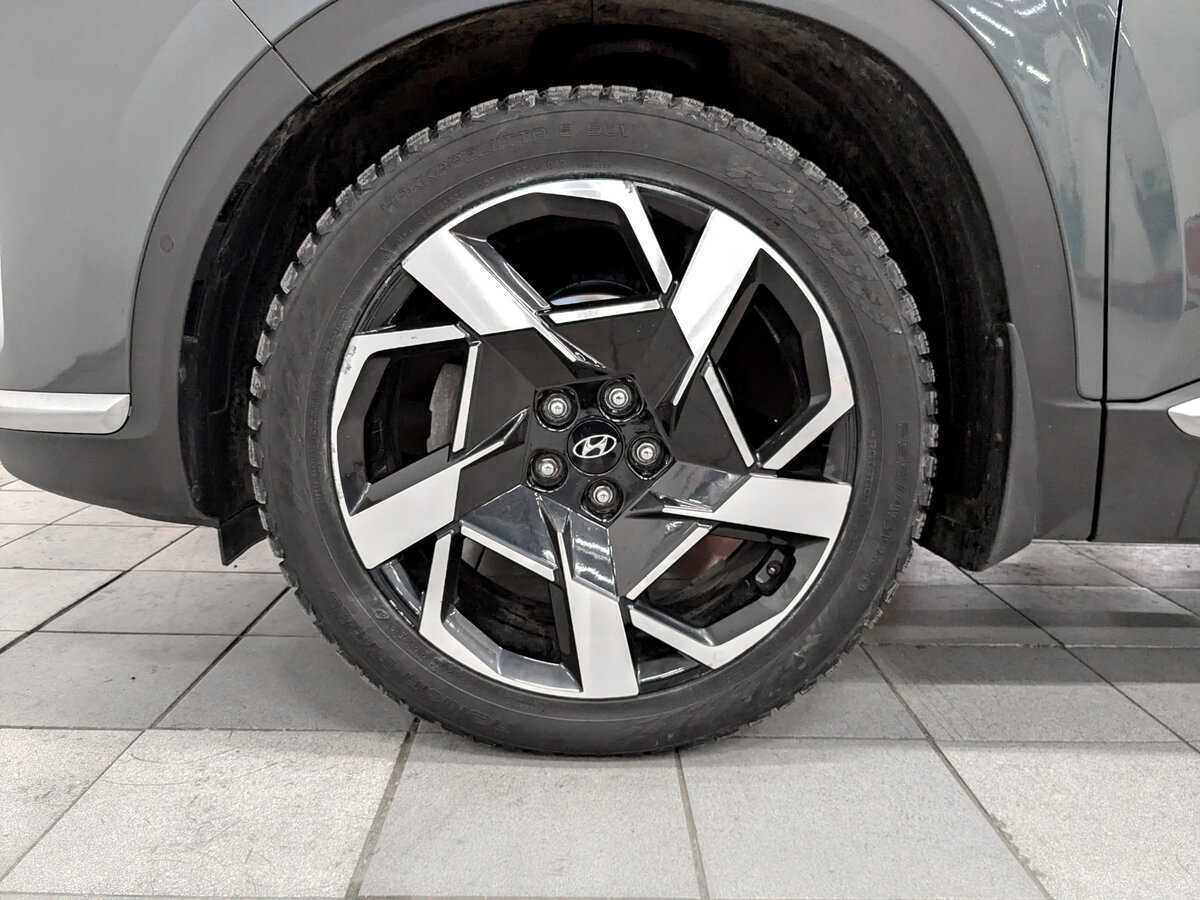 Hyundai Santa Fe с пробегом — 2021 год. Фото: #17