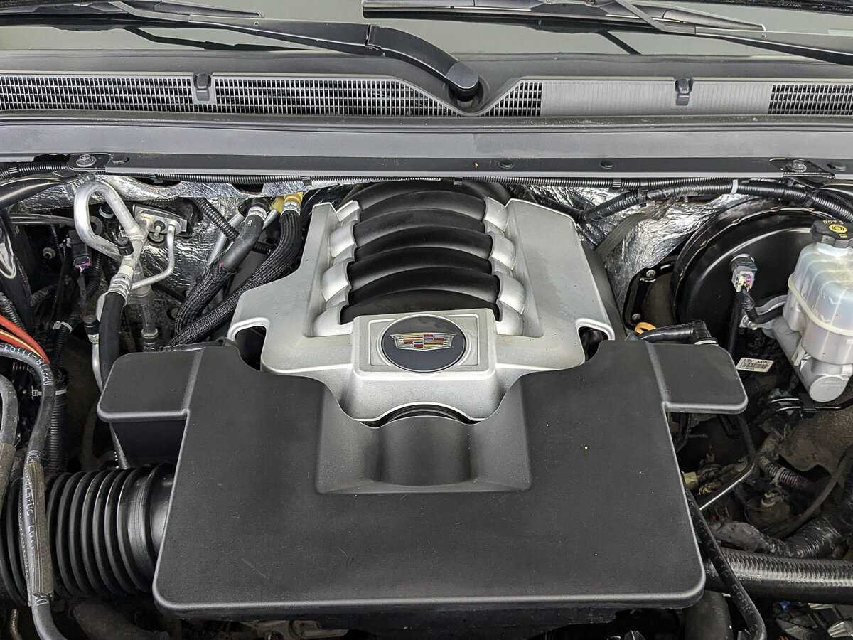 Cadillac Escalade с пробегом — 2018 год. Фото: #8