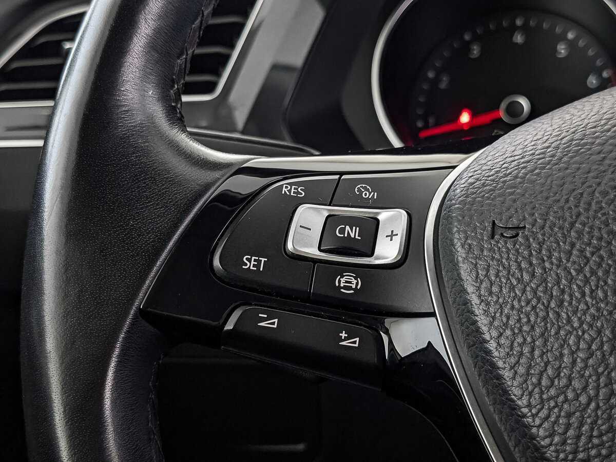 Volkswagen Tiguan с пробегом — 2018 год. Фото: #26