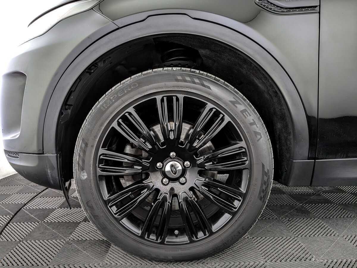Land Rover Discovery Sport с пробегом — 2019 год. Фото: #17