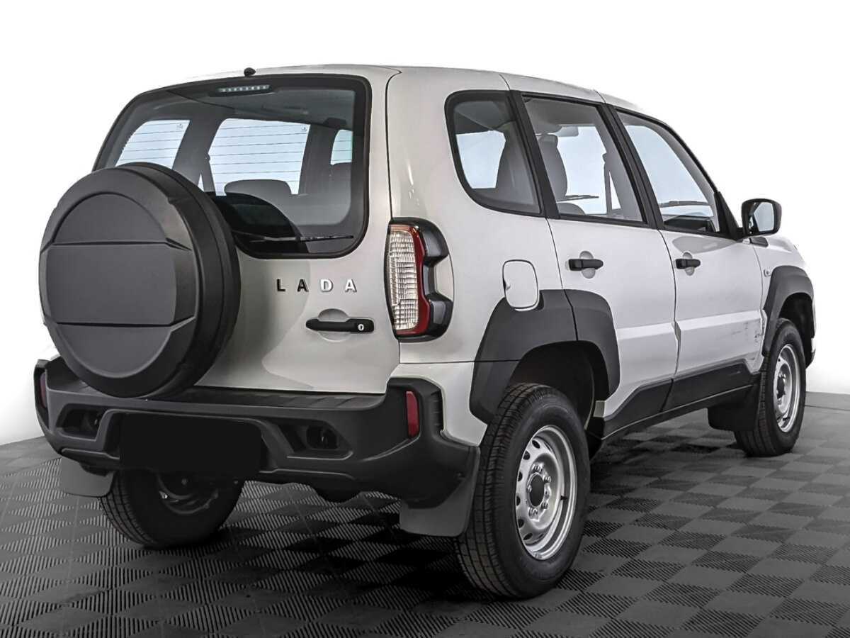 Lada (ВАЗ) Niva с пробегом — 2024 год. Фото: #4