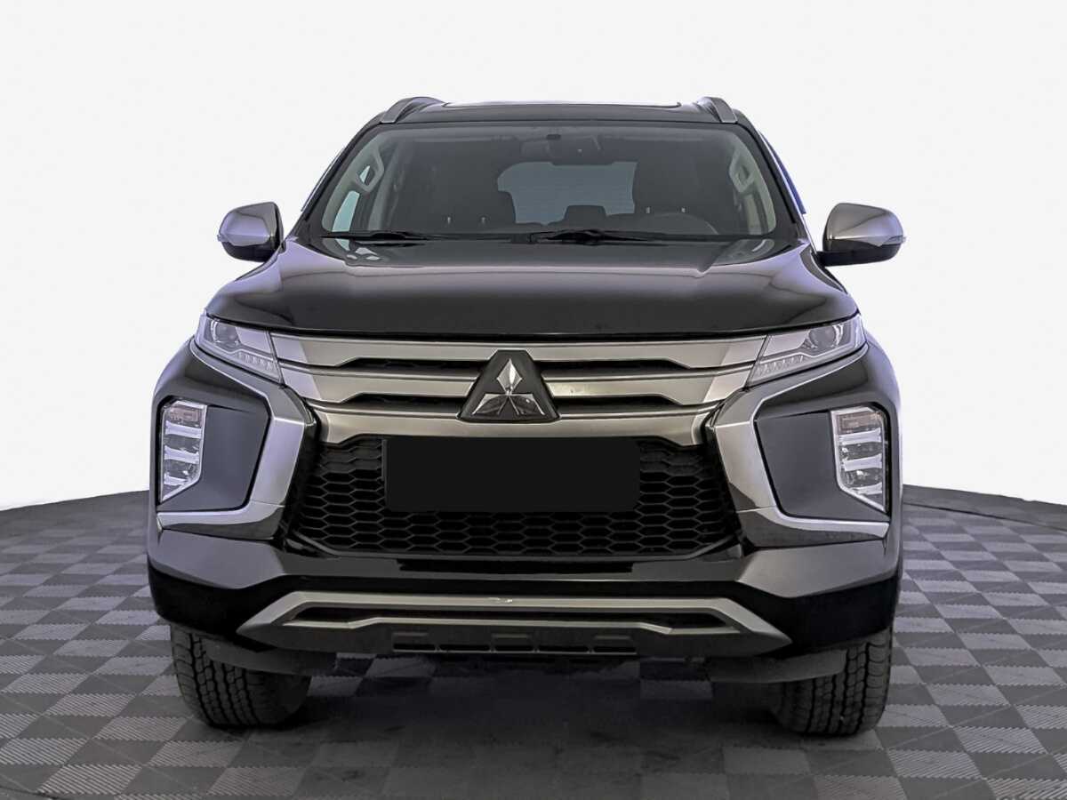 Mitsubishi Montero Sport с пробегом — 2023 год. Фото: #1