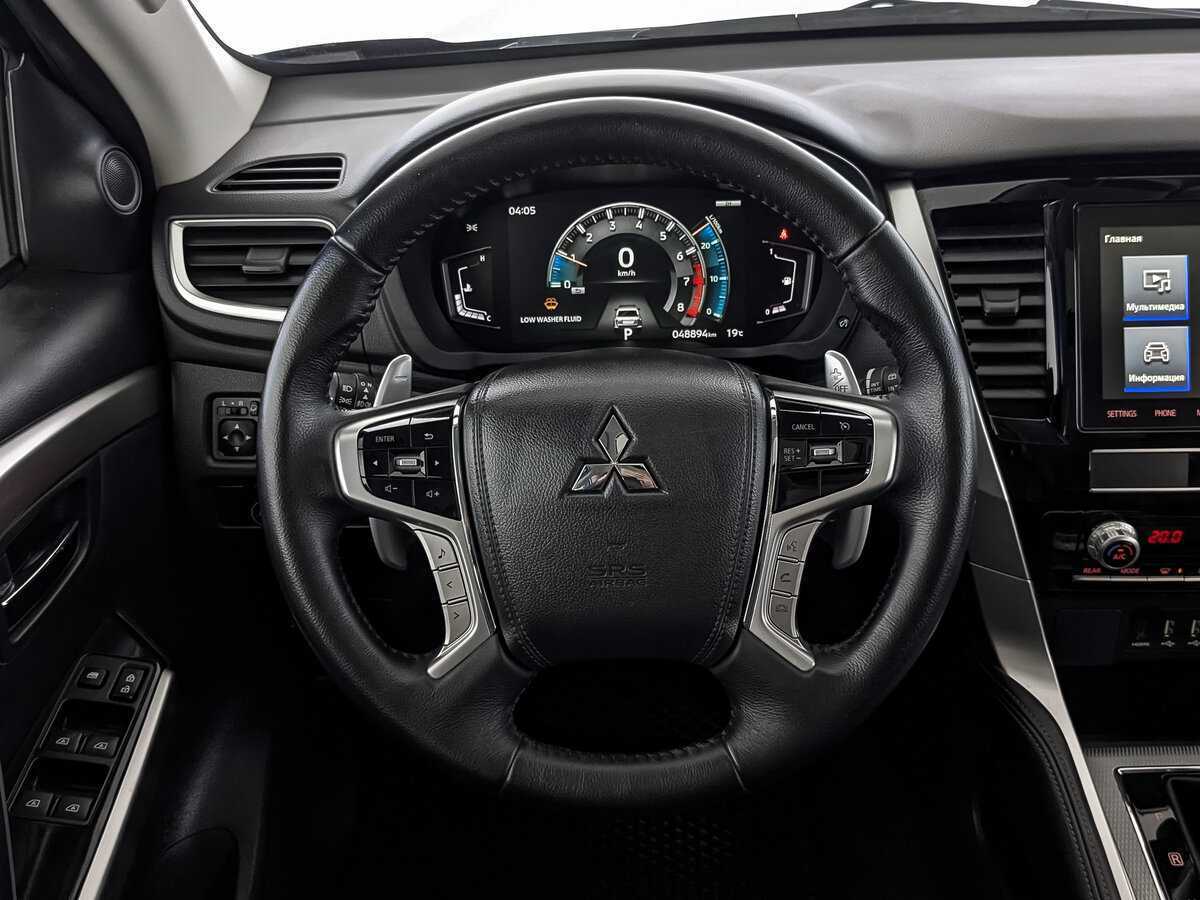 Mitsubishi Montero Sport с пробегом — 2023 год. Фото: #19