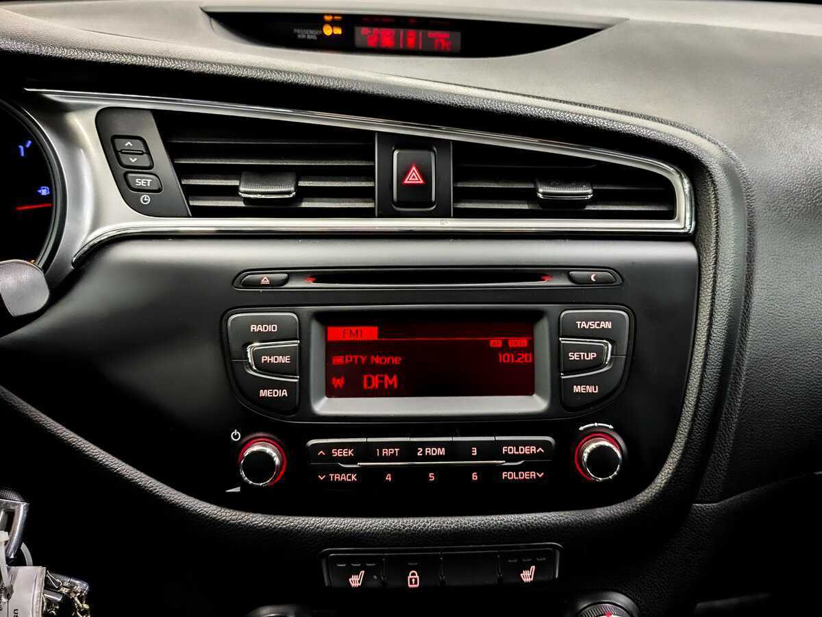 Kia Ceed с пробегом — 2015 год. Фото: #14