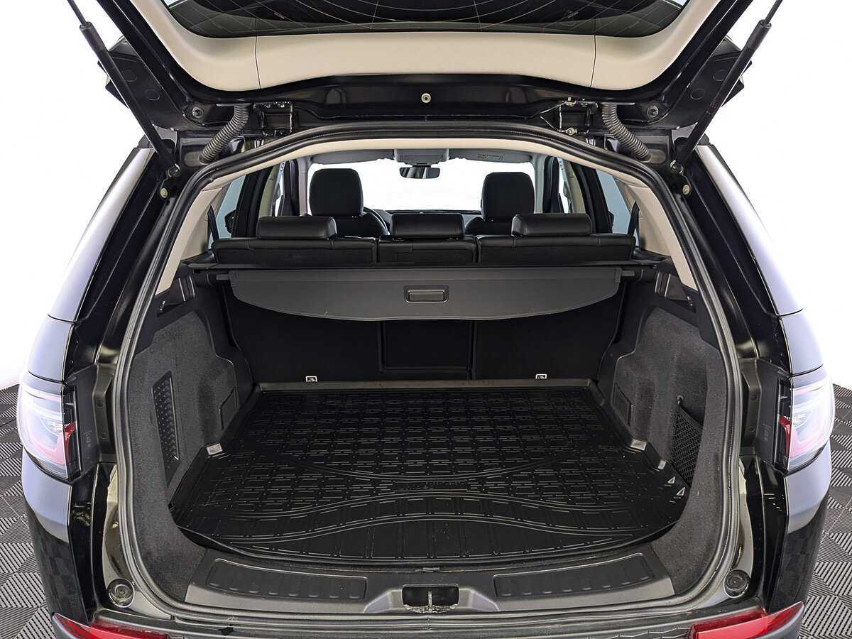 Land Rover Discovery Sport с пробегом — 2019 год. Фото: #9