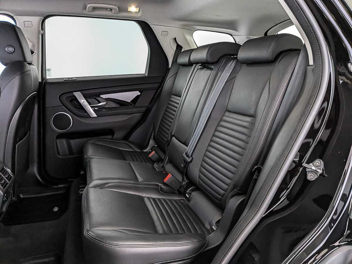 Land Rover Discovery Sport с пробегом — 2019 год. Фото: #11