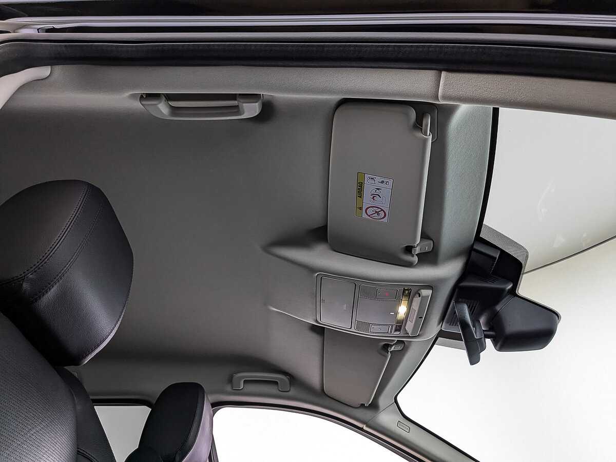 Land Rover Discovery Sport с пробегом — 2019 год. Фото: #22