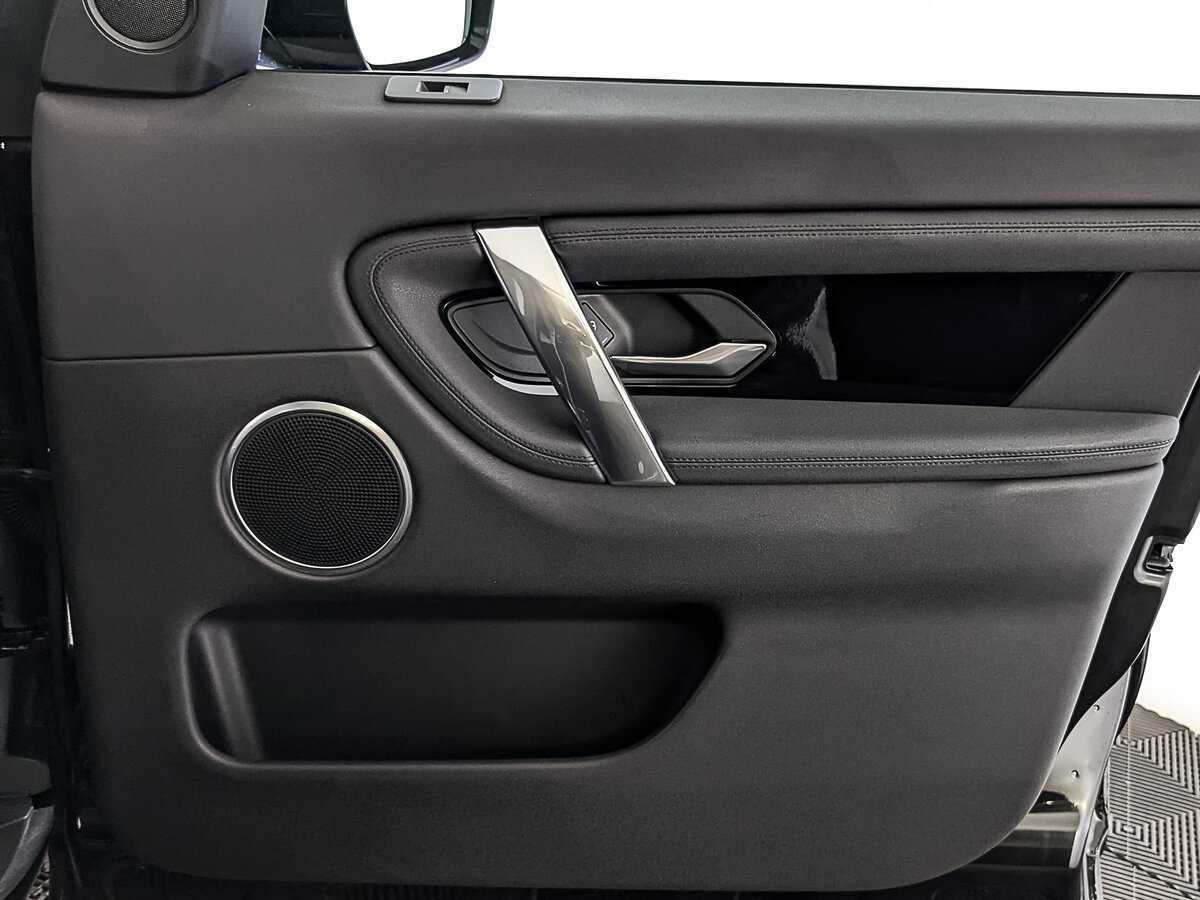 Land Rover Discovery Sport с пробегом — 2019 год. Фото: #24