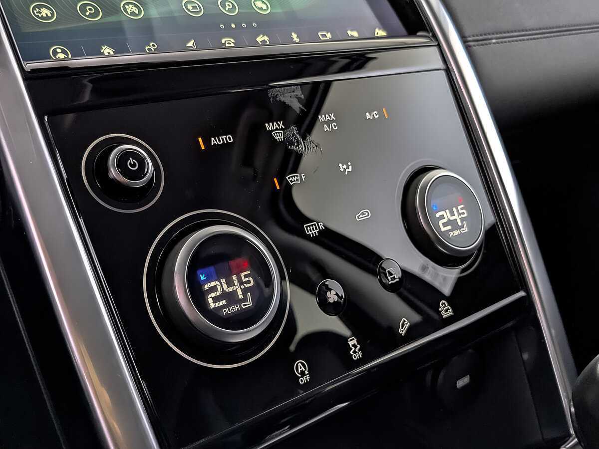 Land Rover Discovery Sport с пробегом — 2019 год. Фото: #25