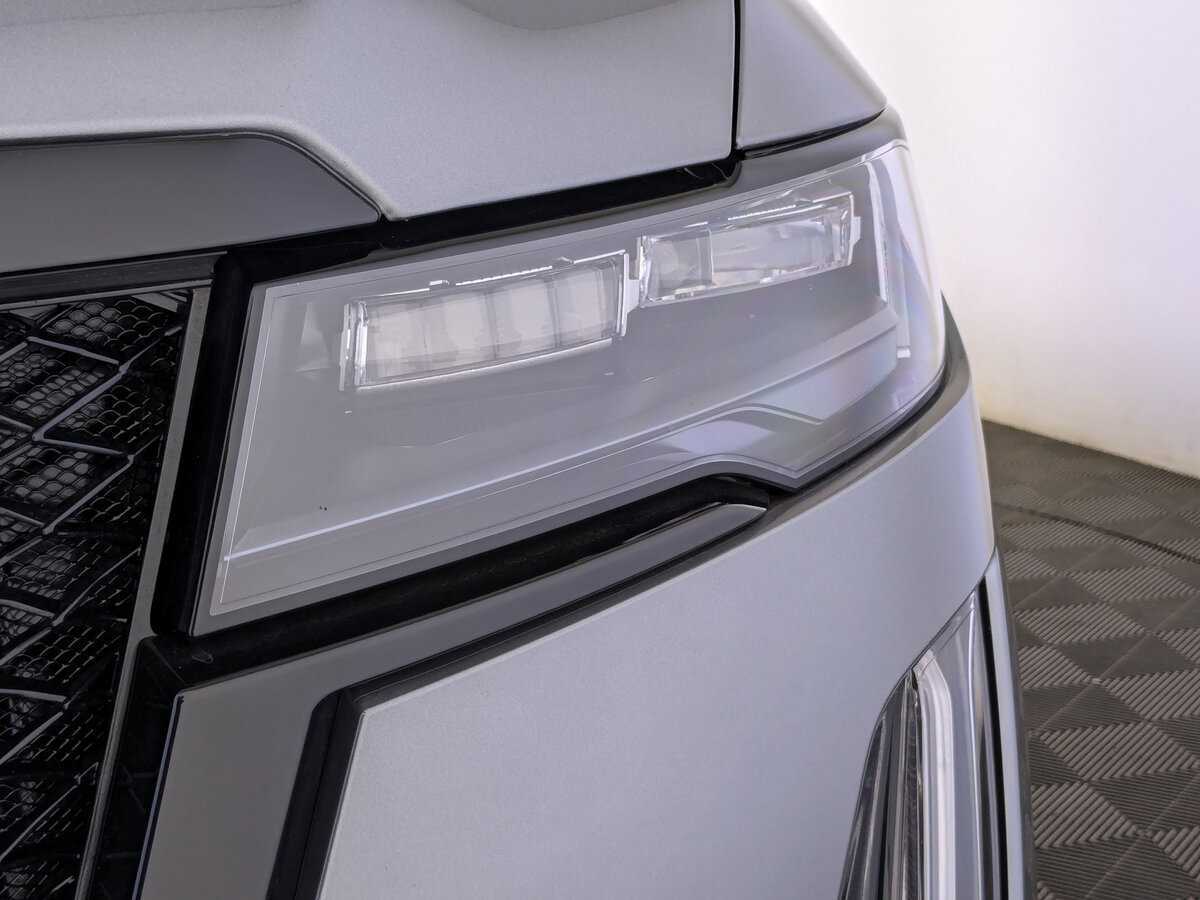 Cadillac Escalade с пробегом — 2022 год. Фото: #10