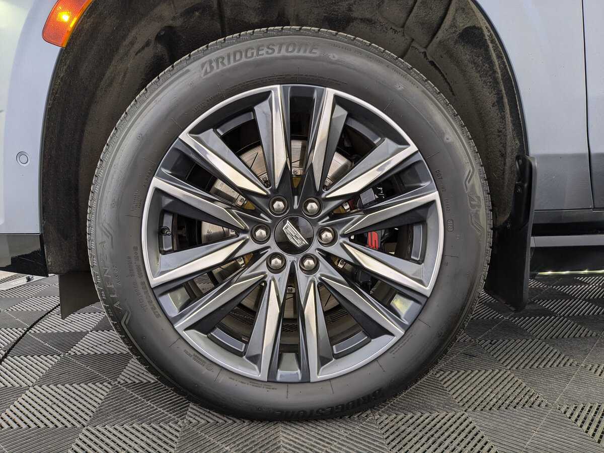 Cadillac Escalade с пробегом — 2022 год. Фото: #11