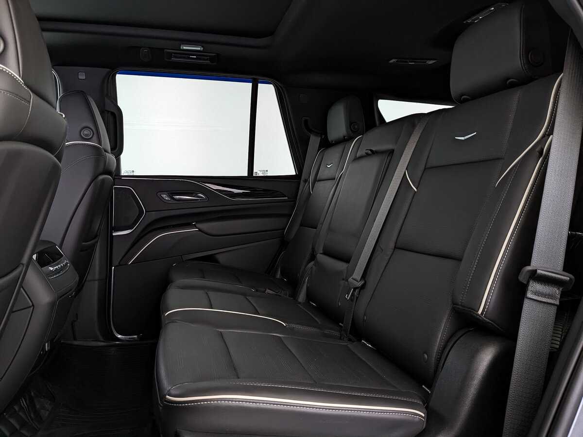Cadillac Escalade с пробегом — 2022 год. Фото: #17