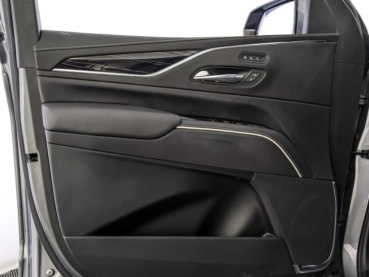 Cadillac Escalade с пробегом — 2022 год. Фото: #18