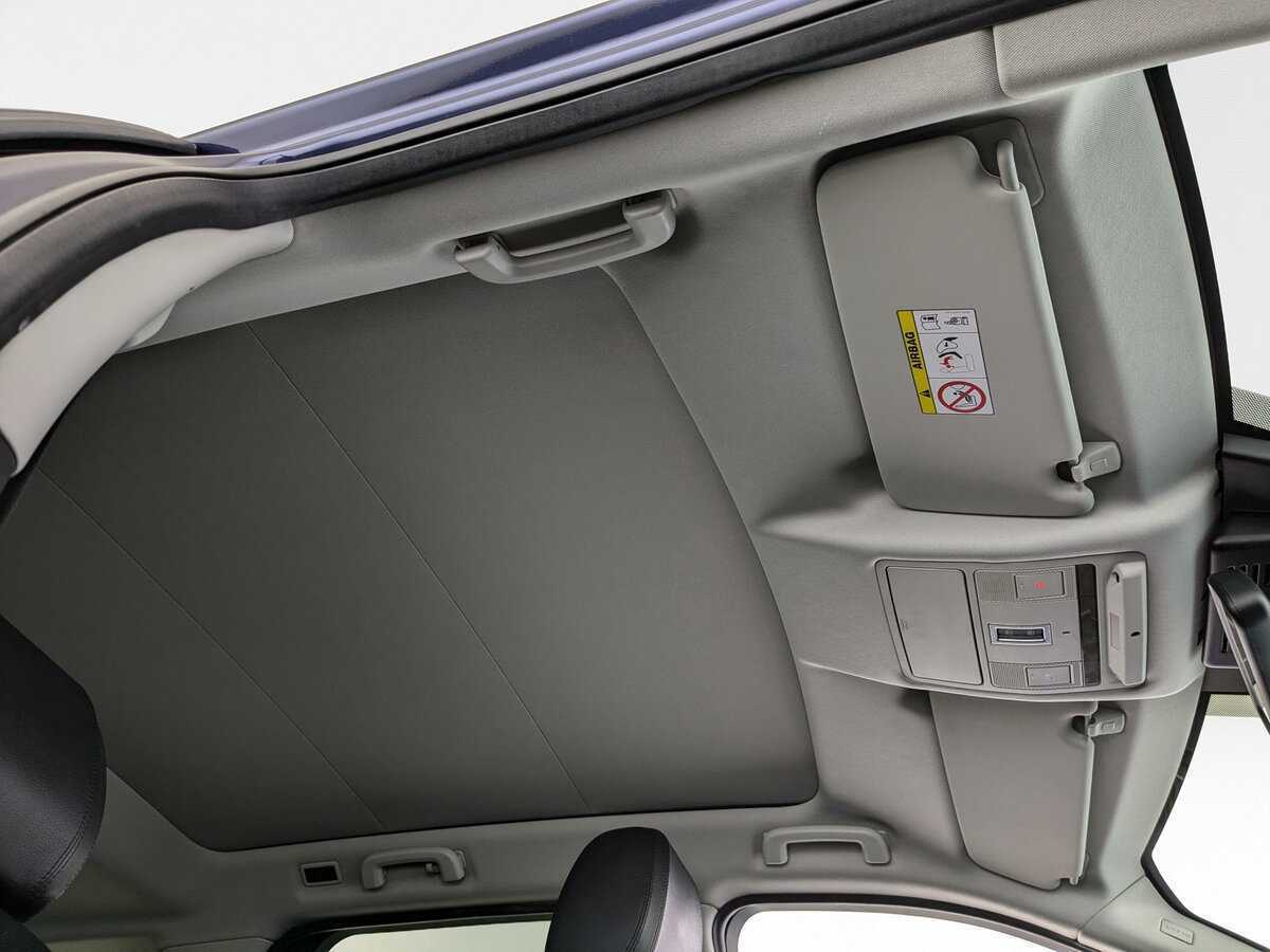 Land Rover Discovery Sport с пробегом — 2017 год. Фото: #21