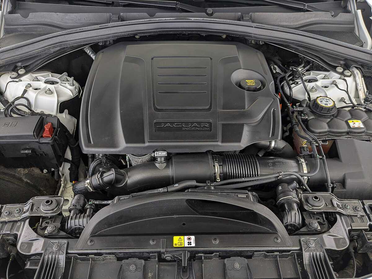 Jaguar F-Pace с пробегом — 2022 год. Фото: #8