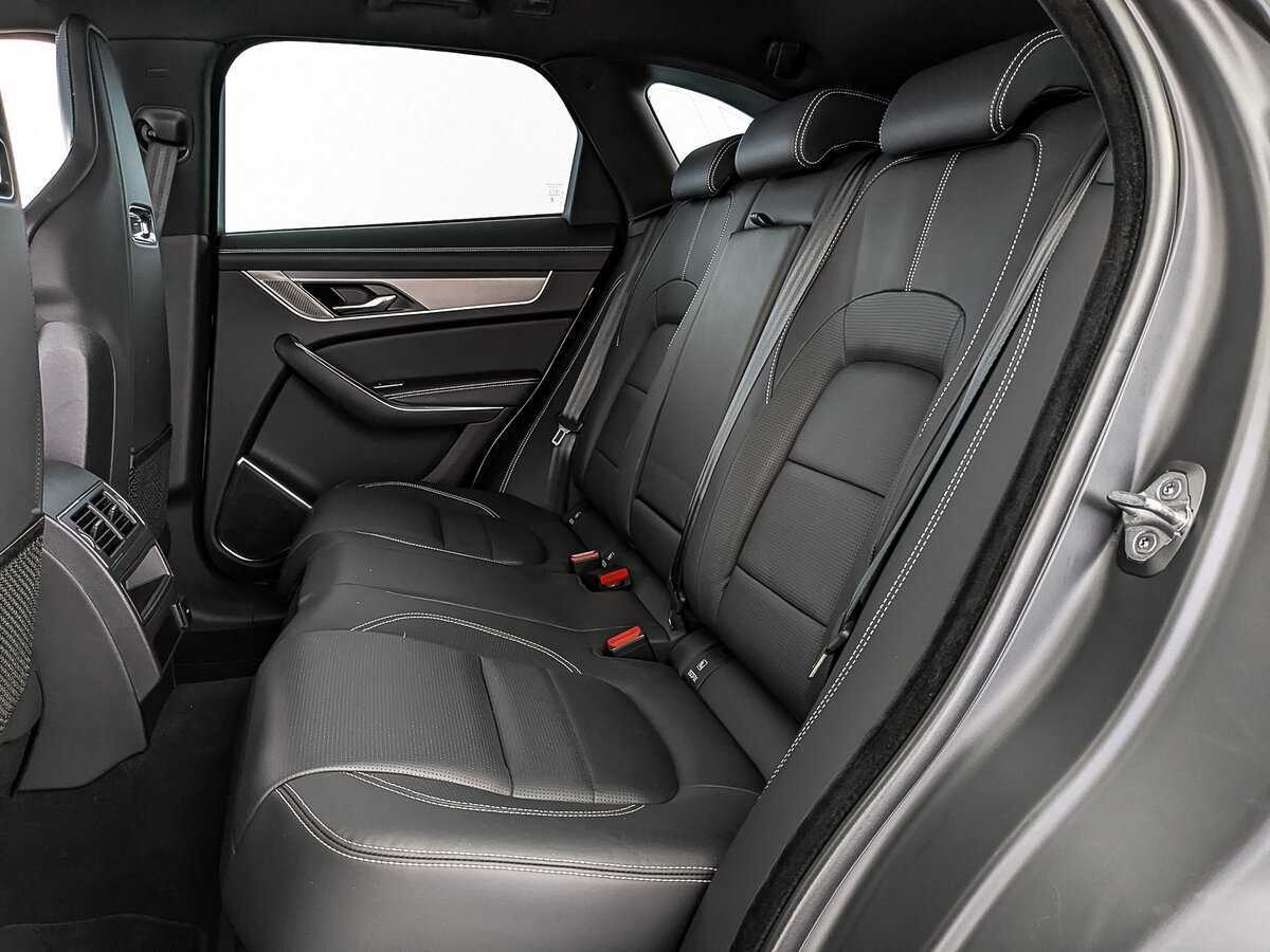 Jaguar F-Pace с пробегом — 2022 год. Фото: #17