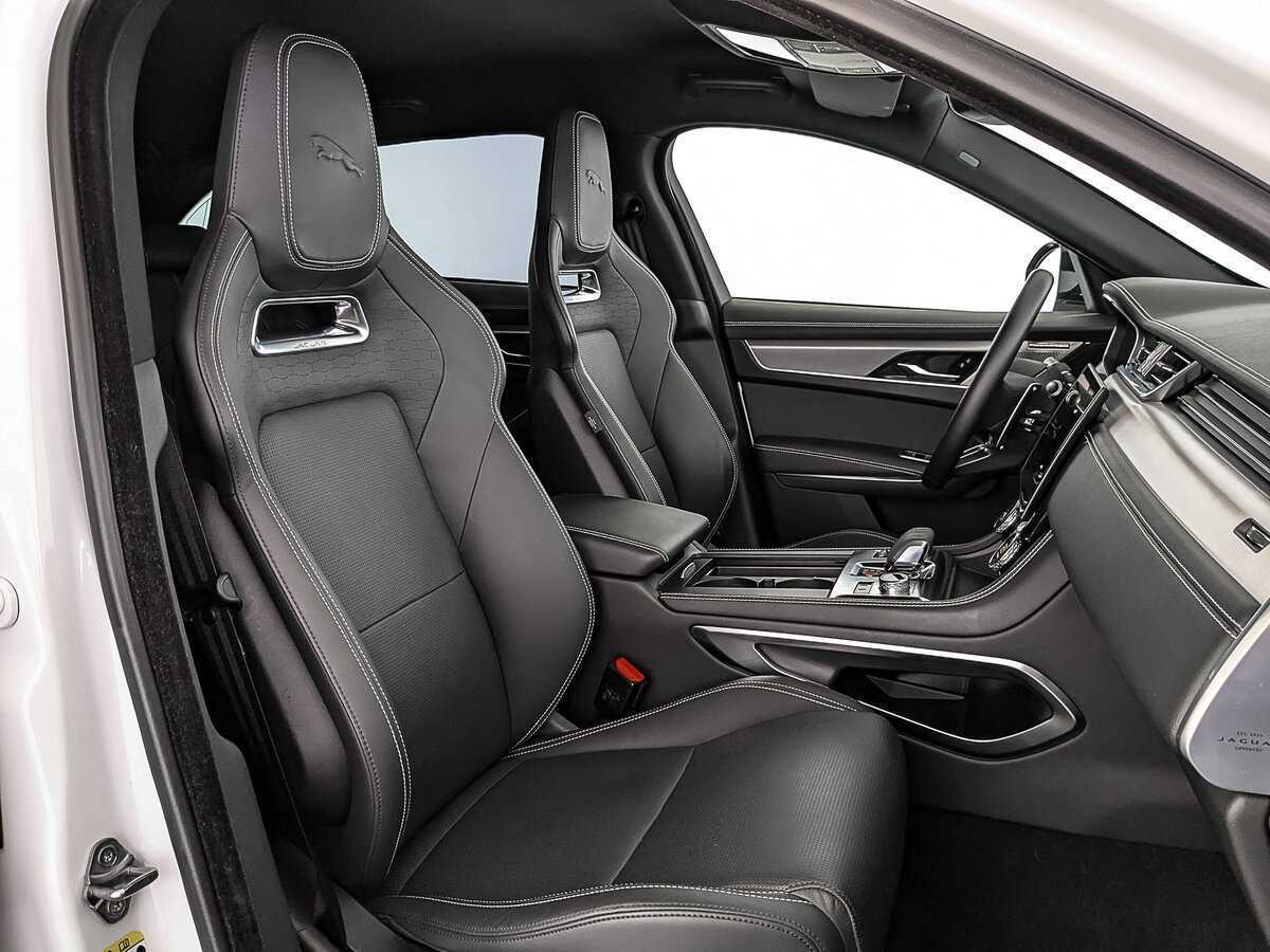 Jaguar F-Pace с пробегом — 2022 год. Фото: #22