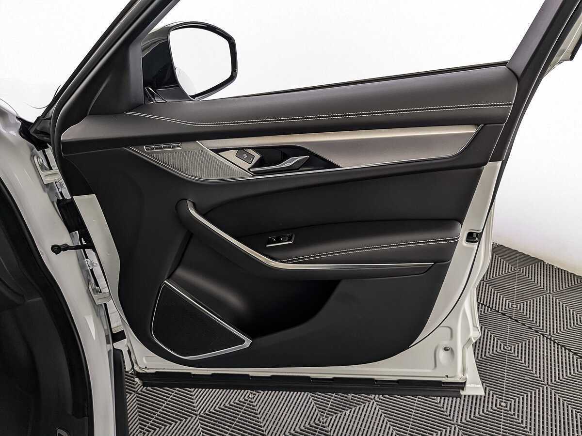 Jaguar F-Pace с пробегом — 2022 год. Фото: #23