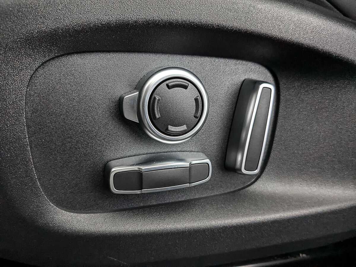 Jaguar F-Pace с пробегом — 2022 год. Фото: #24