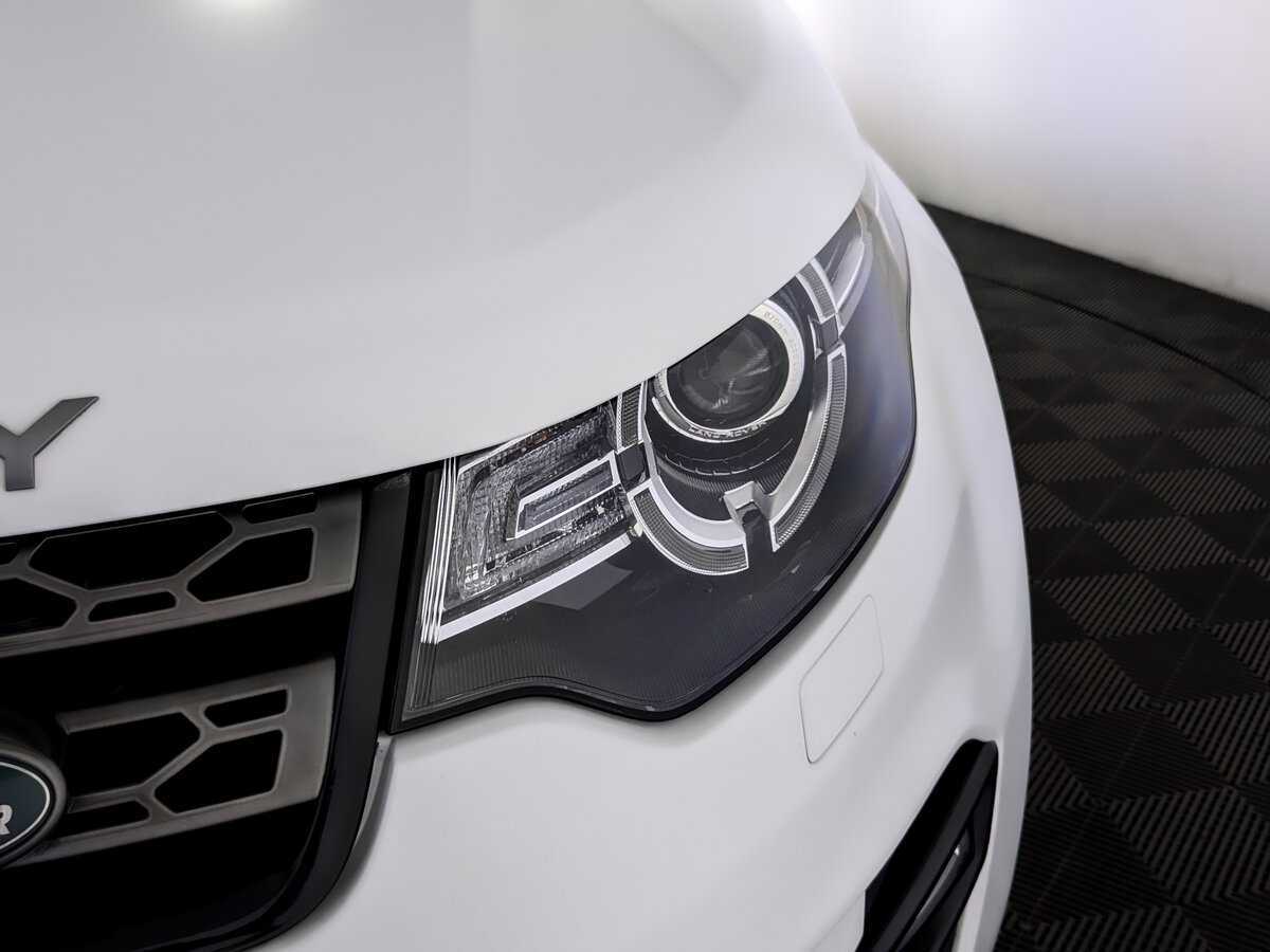 Land Rover Discovery Sport с пробегом — 2017 год. Фото: #16