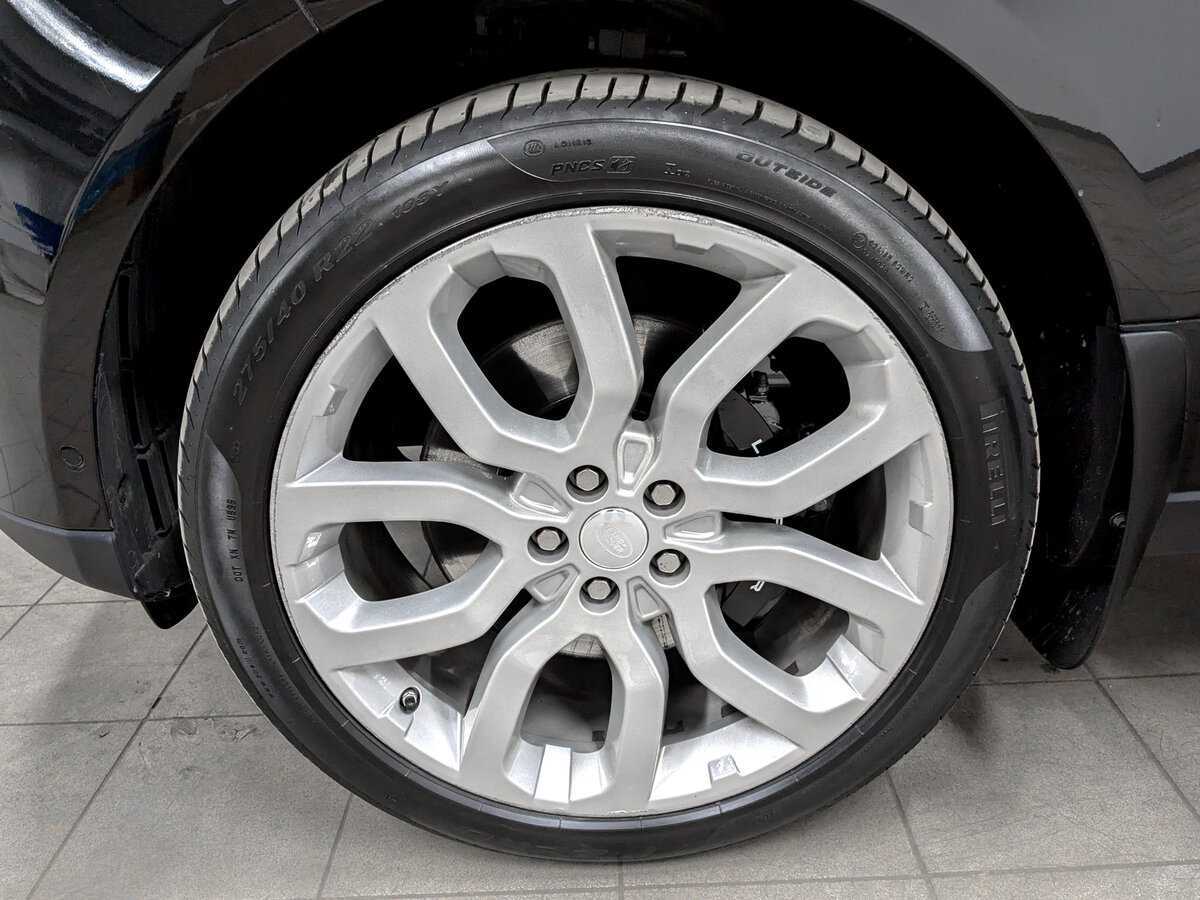 Land Rover Range Rover с пробегом — 2019 год. Фото: #17