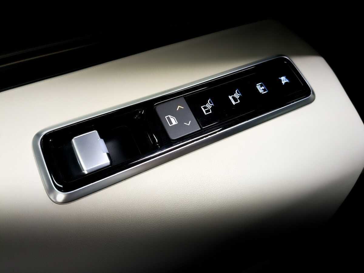 Land Rover Range Rover с пробегом — 2019 год. Фото: #21