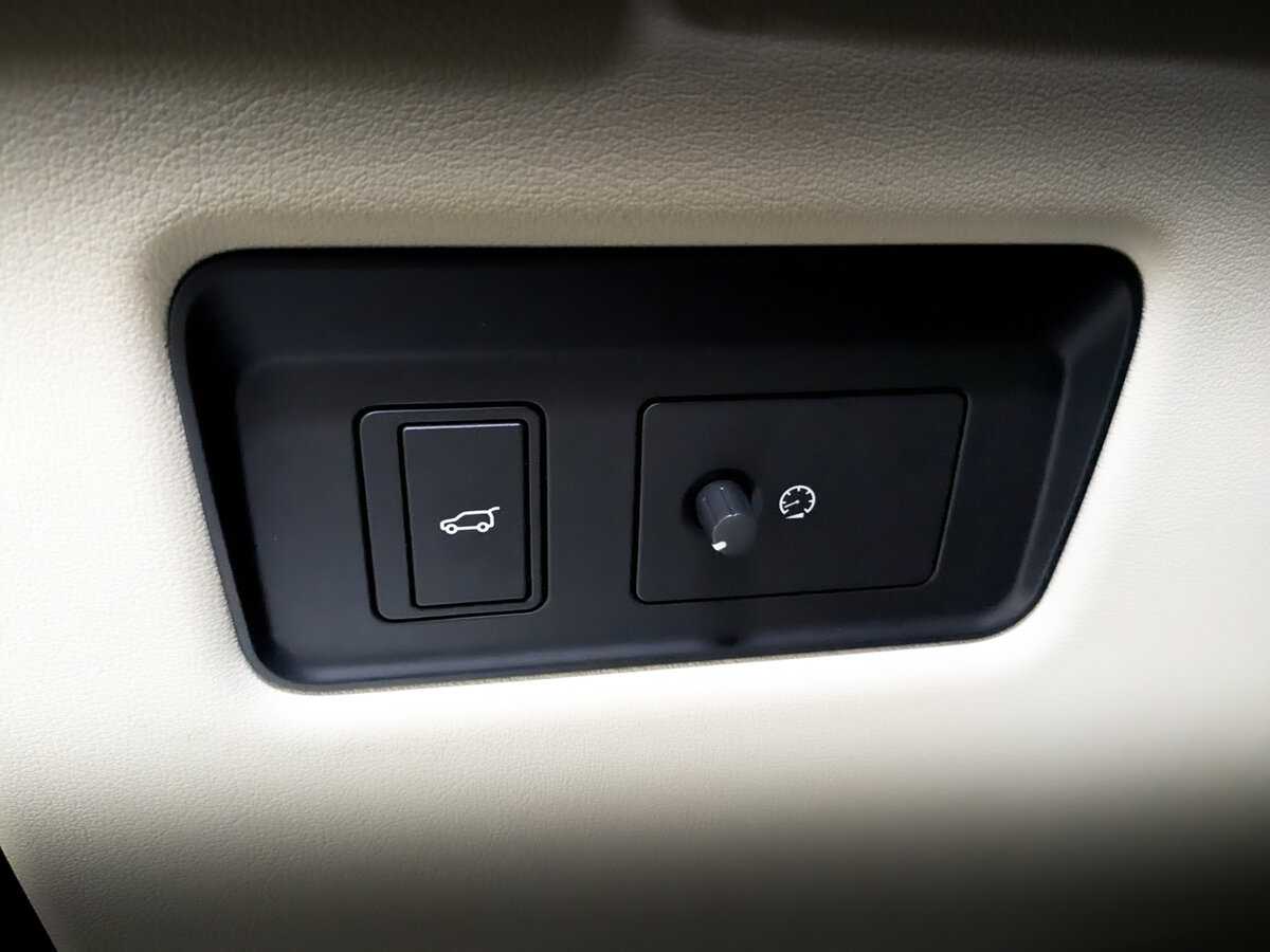 Land Rover Range Rover с пробегом — 2019 год. Фото: #29