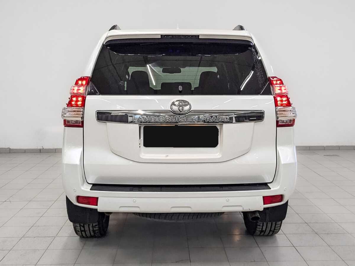 Toyota Land Cruiser Prado с пробегом — 2017 год. Фото: #5