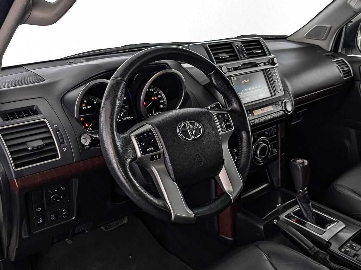 Toyota Land Cruiser Prado с пробегом — 2017 год. Фото: #14