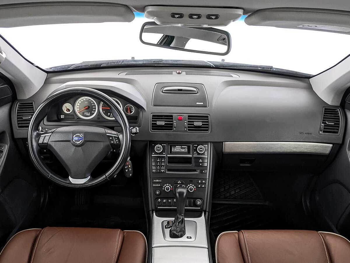 Volvo XC90 с пробегом — 2014 год. Фото: #13