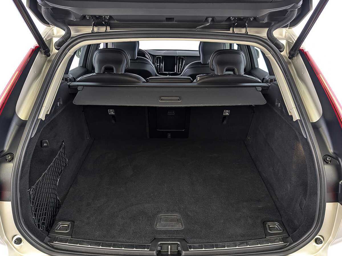 Volvo XC60 с пробегом — 2020 год. Фото: #9