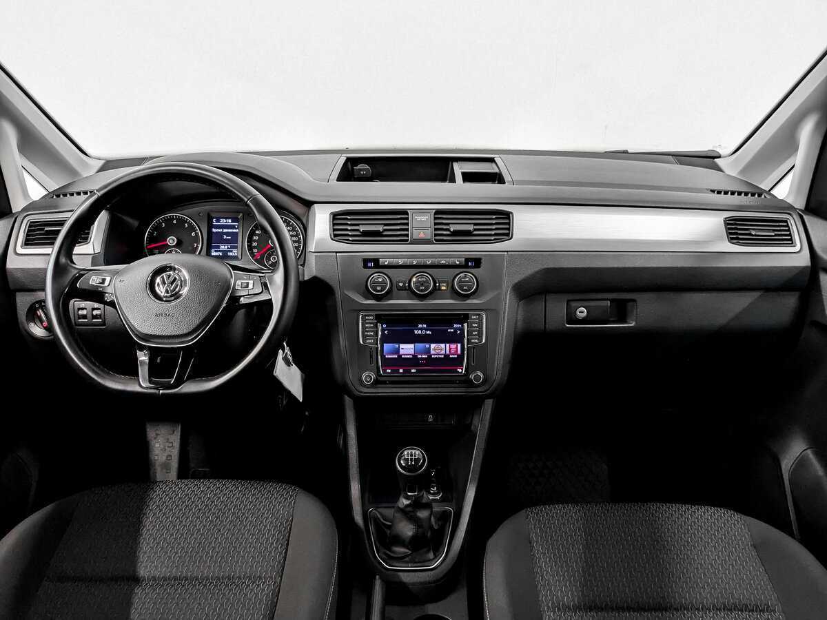 Volkswagen Caddy с пробегом — 2018 год. Фото: #13