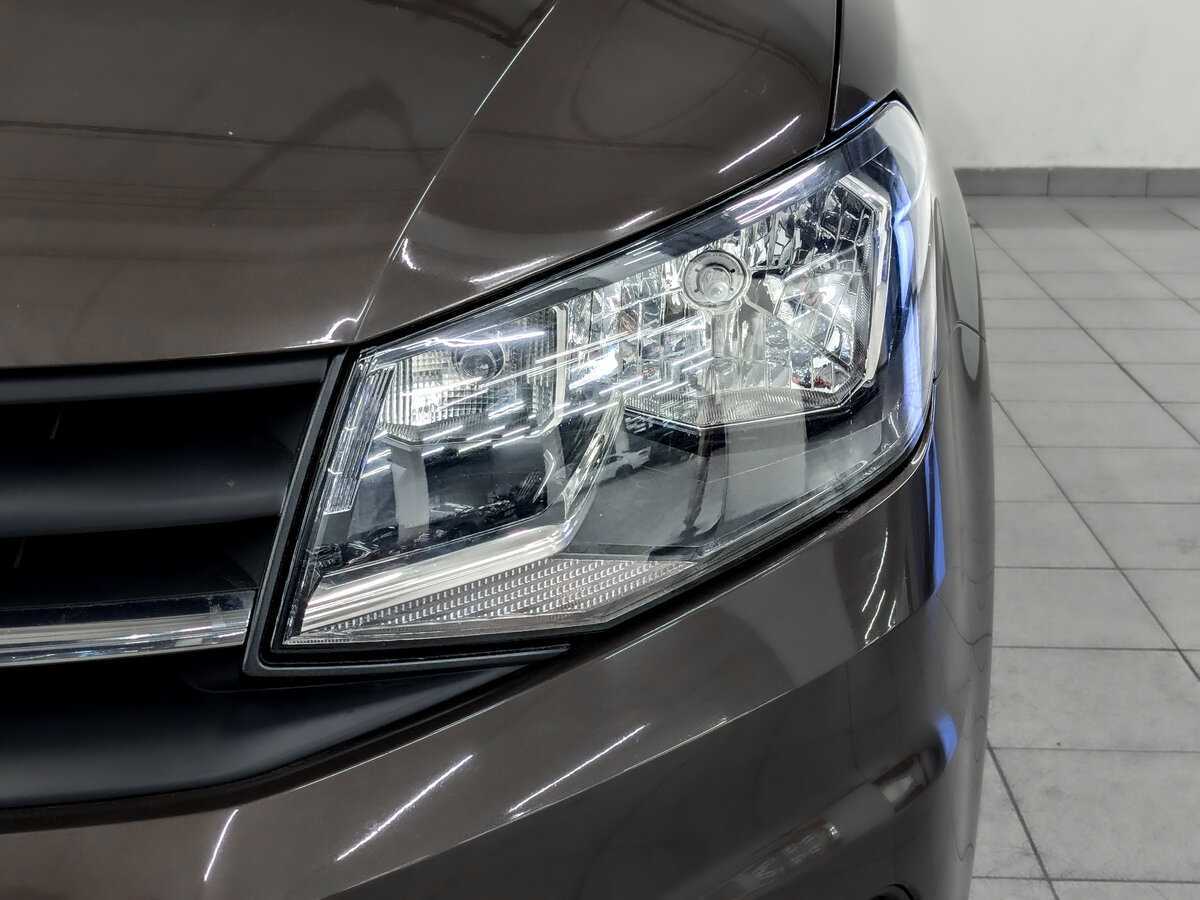 Volkswagen Caddy с пробегом — 2018 год. Фото: #16