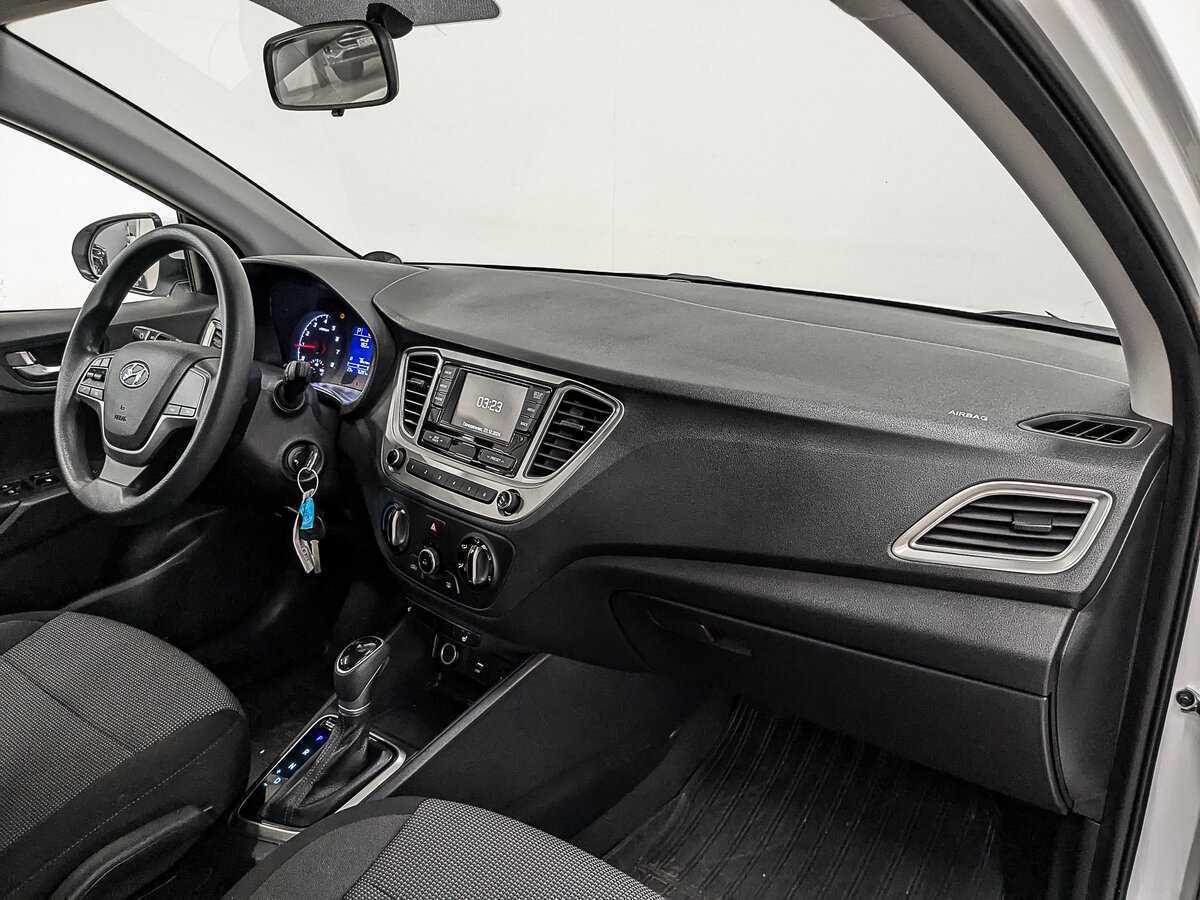 Hyundai Solaris с пробегом — 2021 год. Фото: #12