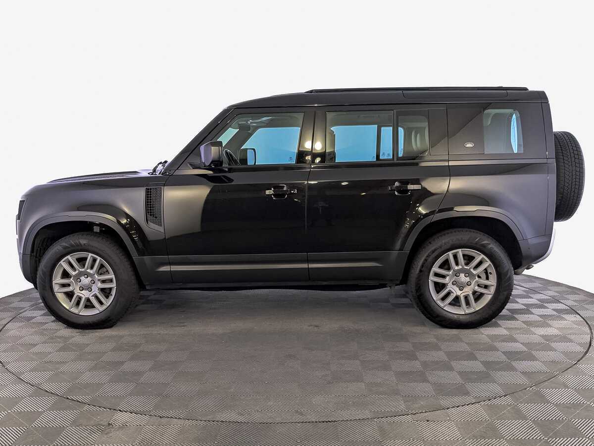 Land Rover Defender с пробегом — 2021 год. Фото: #7