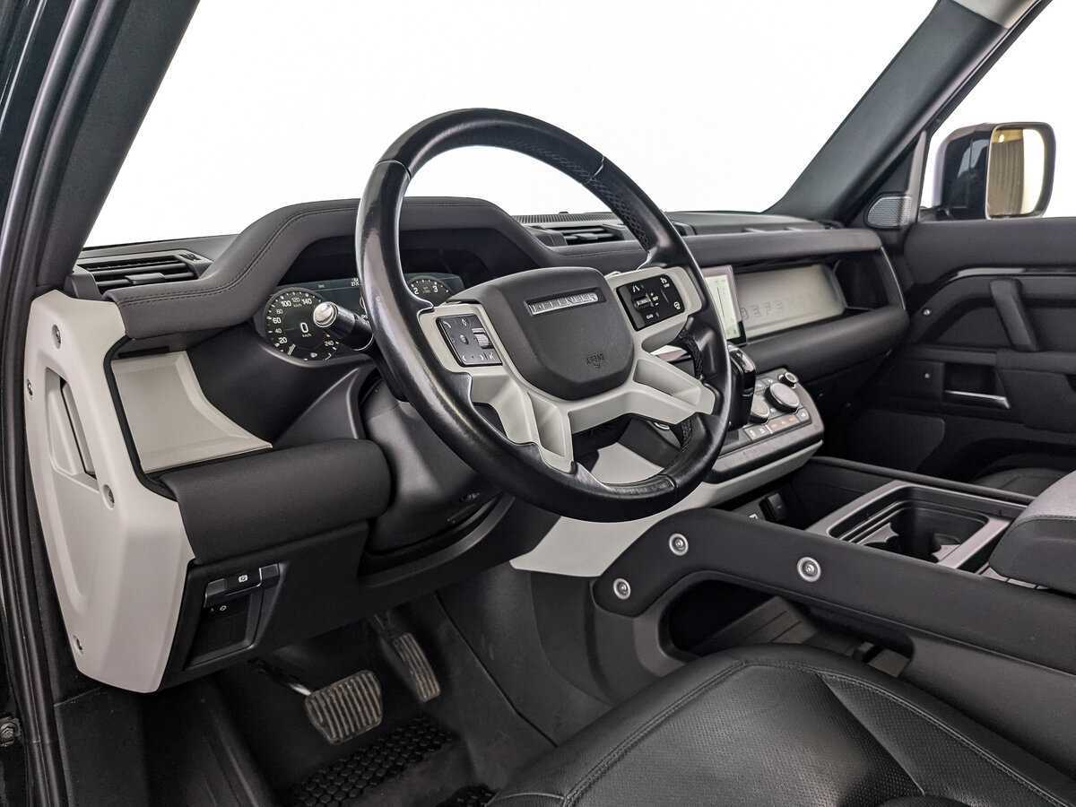 Land Rover Defender с пробегом — 2021 год. Фото: #14