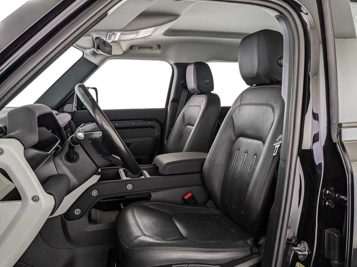 Land Rover Defender с пробегом — 2021 год. Фото: #19