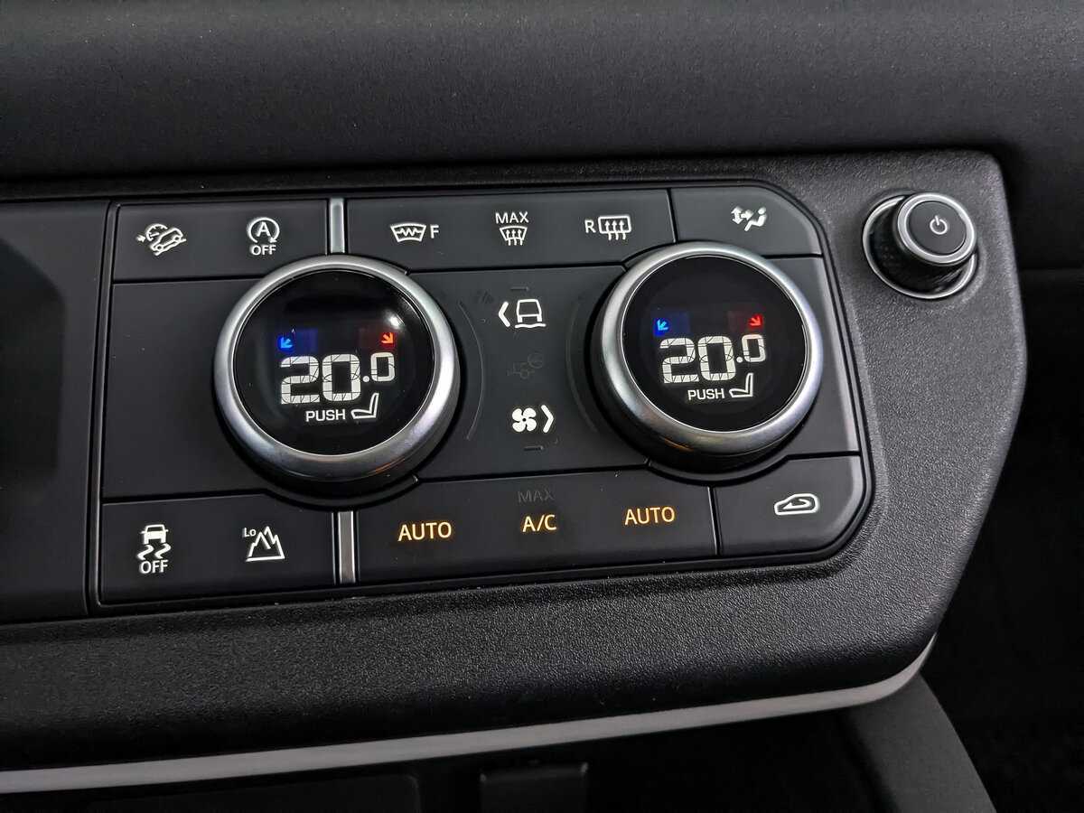 Land Rover Defender с пробегом — 2021 год. Фото: #26