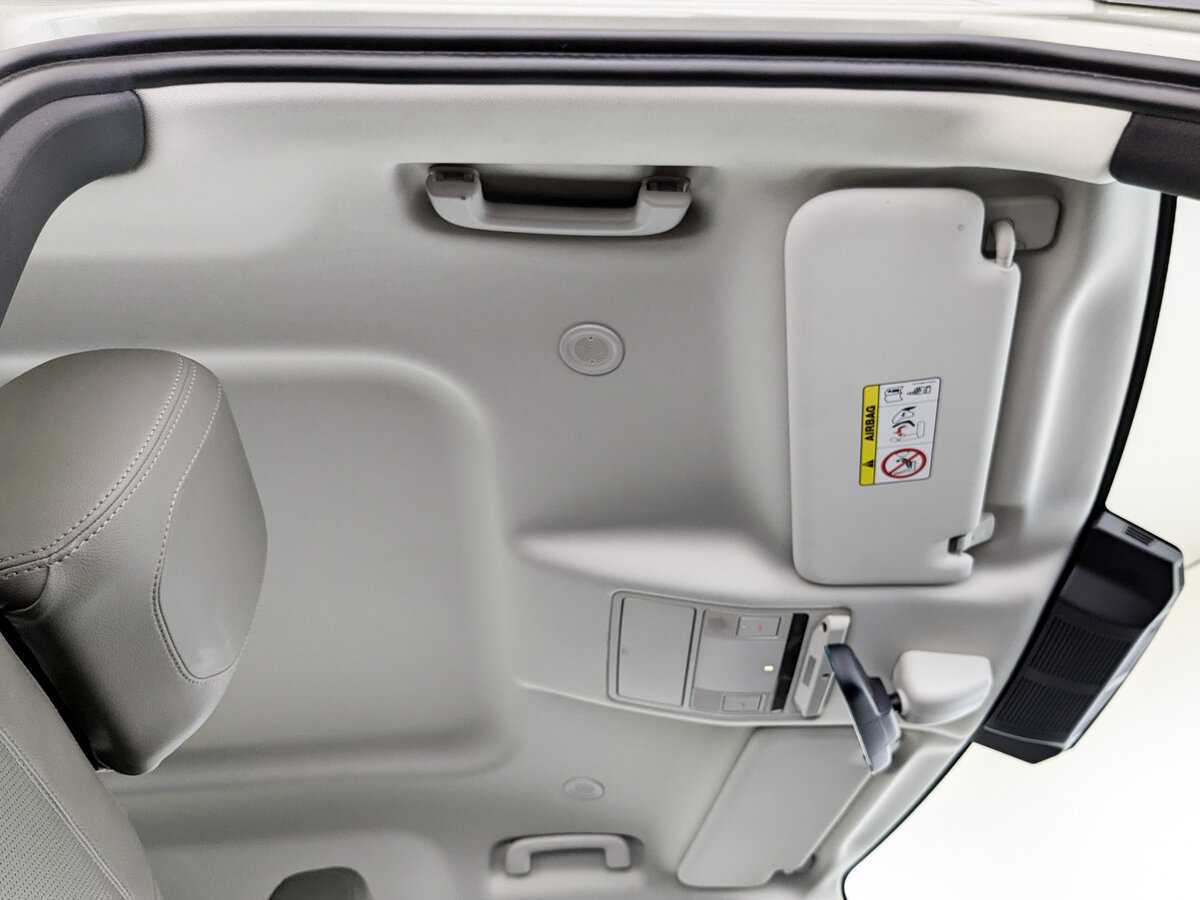 Land Rover Defender с пробегом — 2021 год. Фото: #22