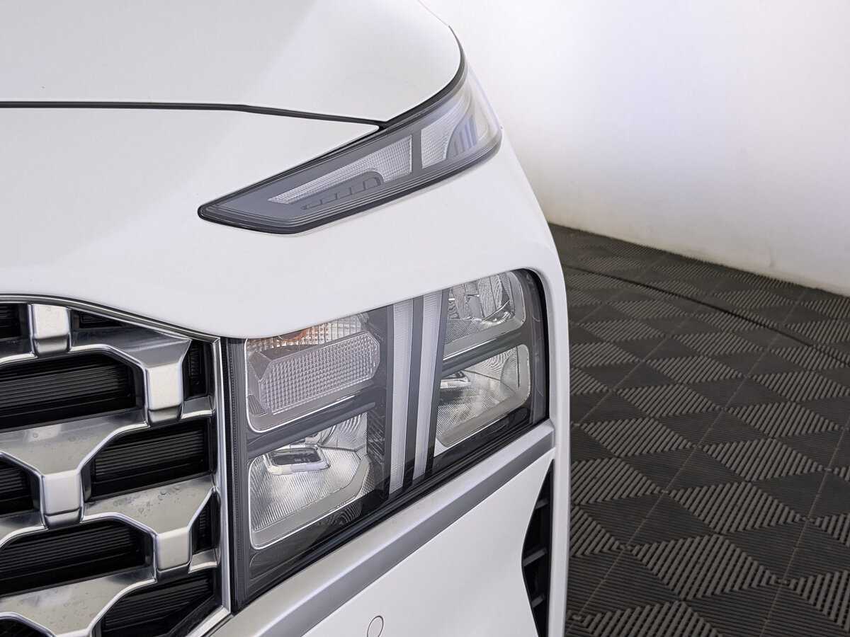 Hyundai Santa Fe с пробегом — 2022 год. Фото: #10