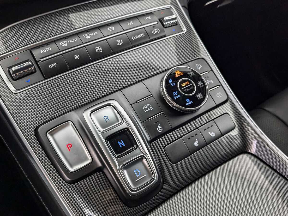 Hyundai Santa Fe с пробегом — 2022 год. Фото: #20