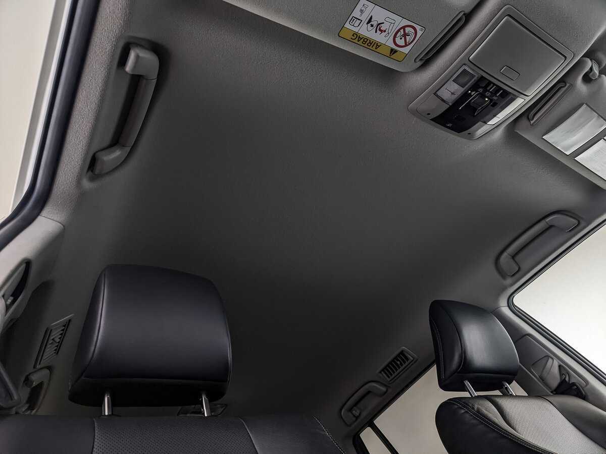 Toyota Land Cruiser Prado с пробегом — 2019 год. Фото: #22