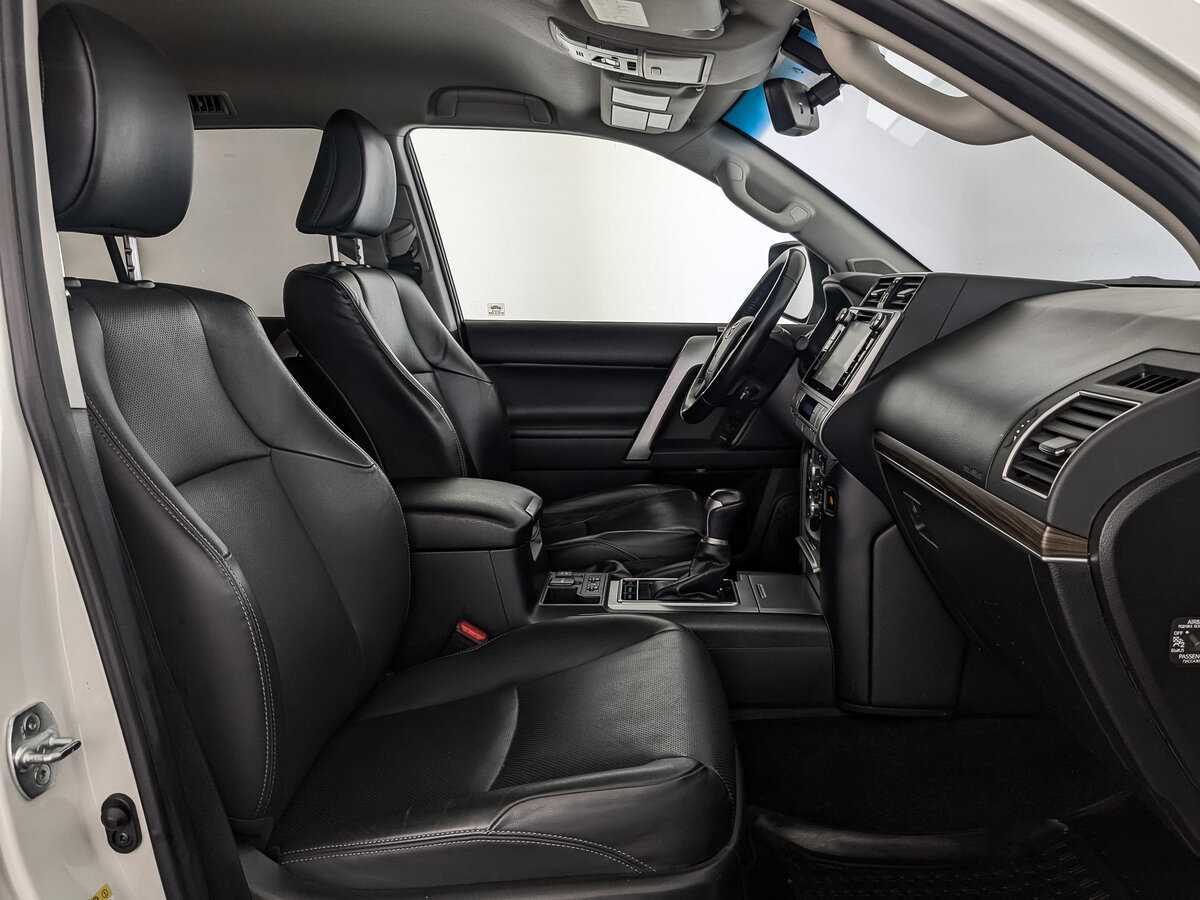 Toyota Land Cruiser Prado с пробегом — 2019 год. Фото: #23