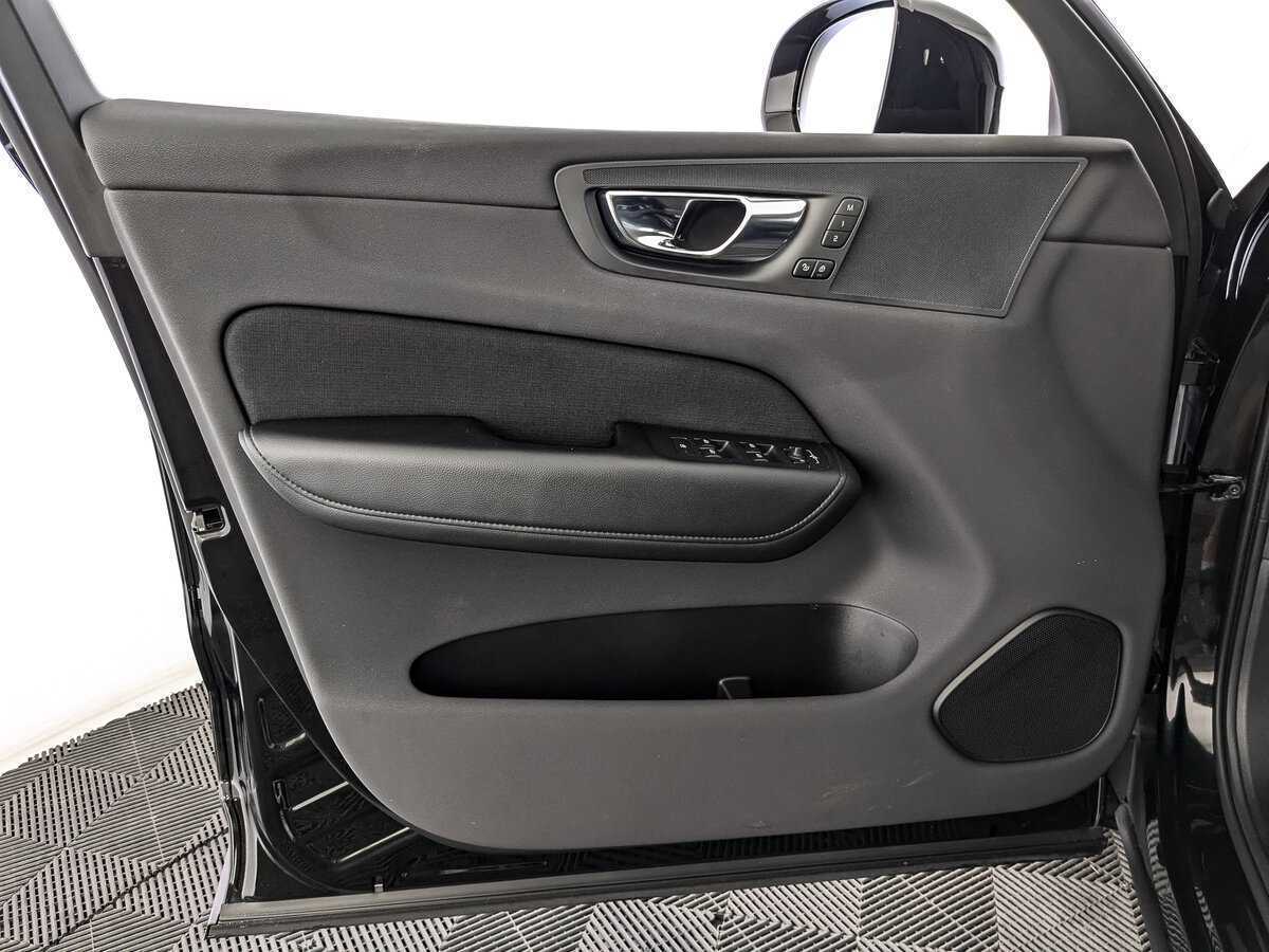 Volvo XC60 с пробегом — 2020 год. Фото: #18