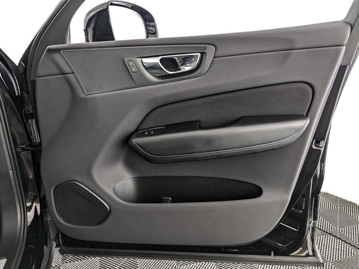 Volvo XC60 с пробегом — 2020 год. Фото: #23